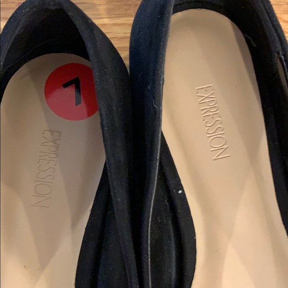 NWOB pointed flat - Picture 3 of 4